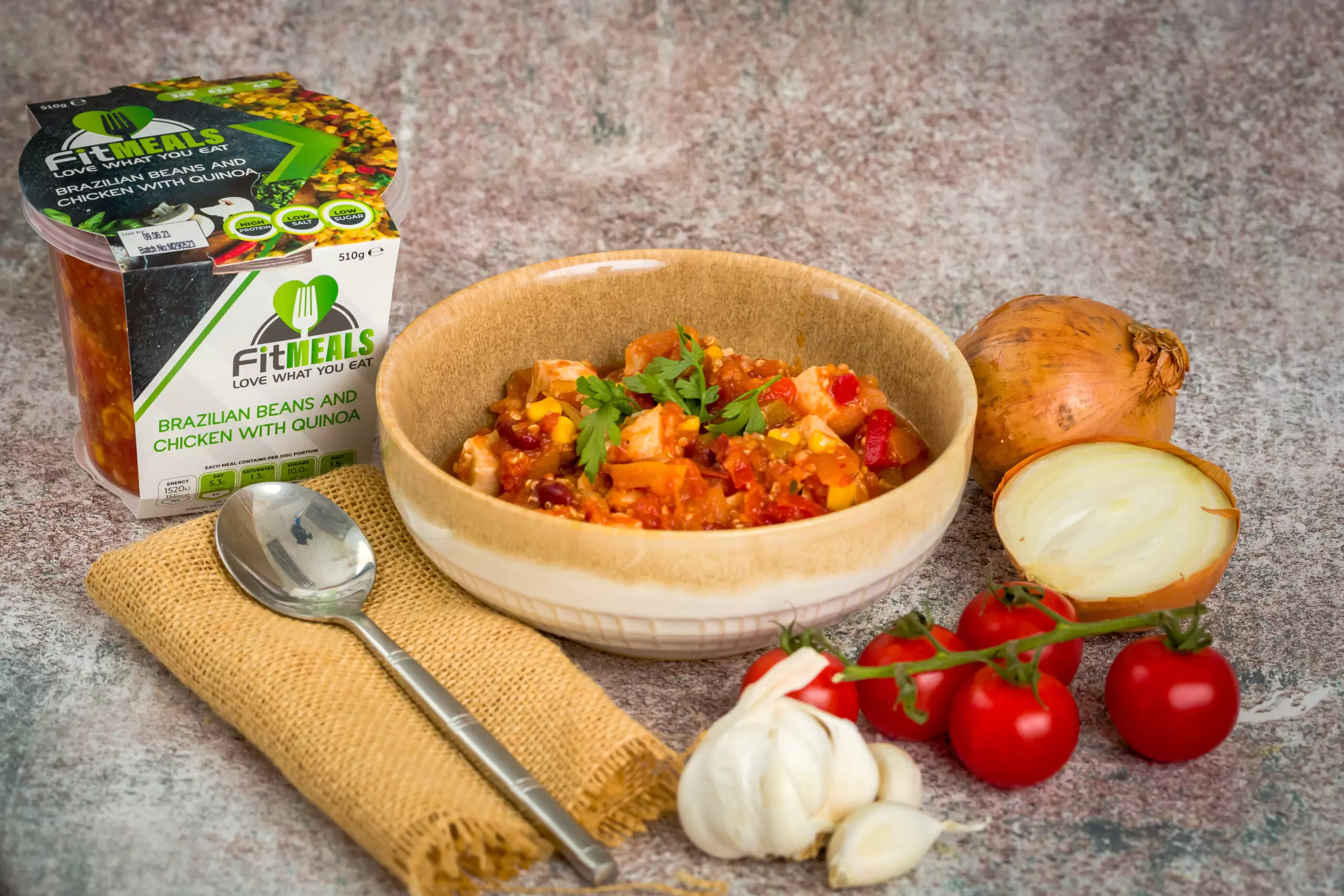 BRAZILIAN BEANS AND CHICKEN WITH QUINOA – SNACKPOT