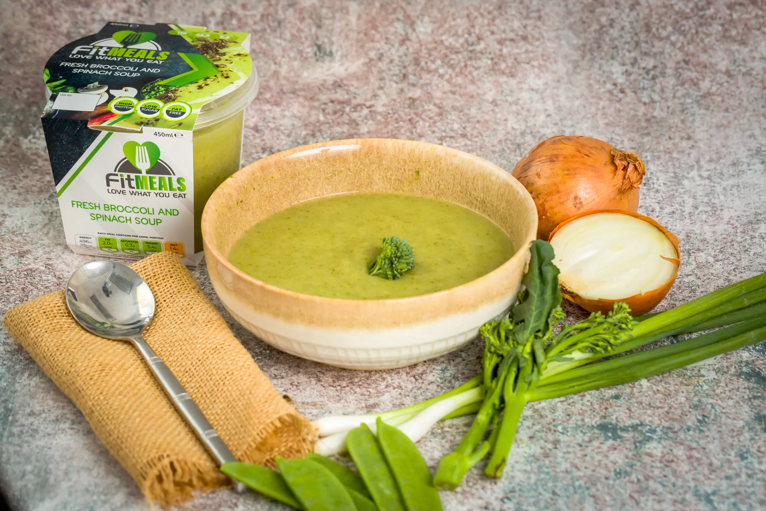 FRESH BROCCOLI AND SPINACH SOUP